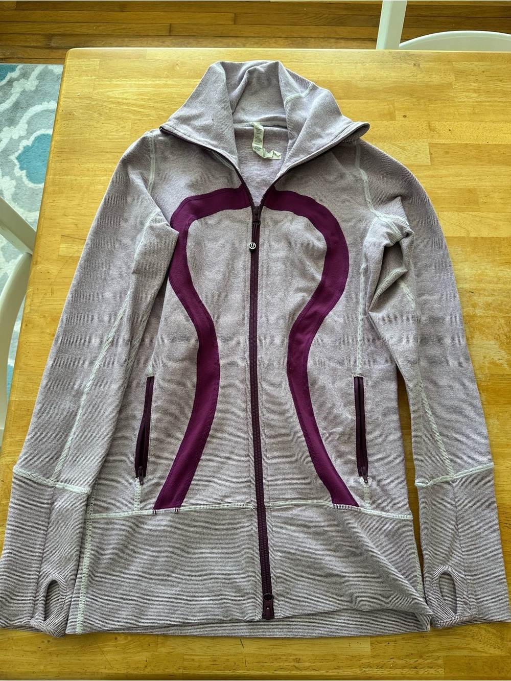 Lululemon stride jacket size 4